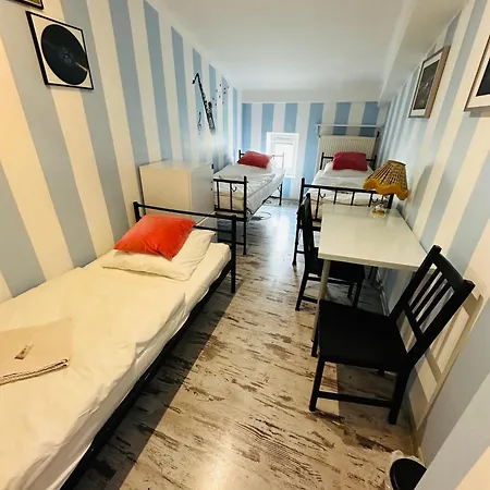Hostel Ab *
