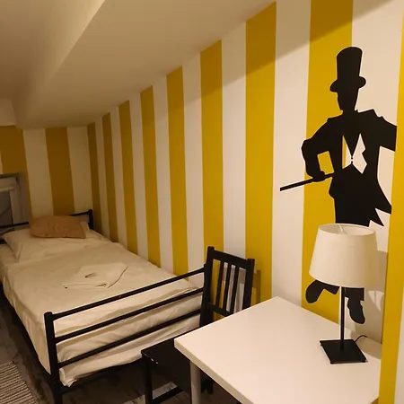 Hostel Ab *