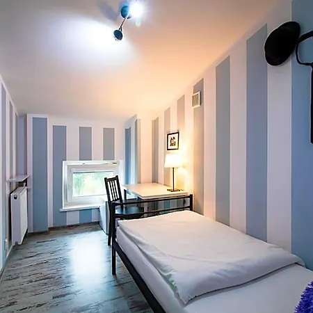 Hostel Ab *